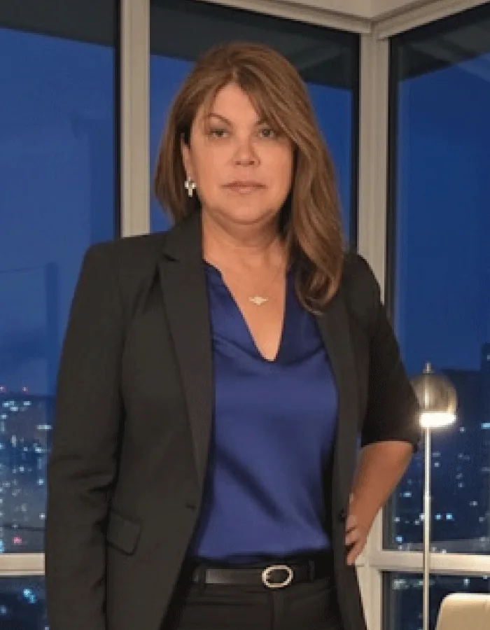 Sandra Gonzalez, directora de Kosago Corp, en la oficina de la constructora